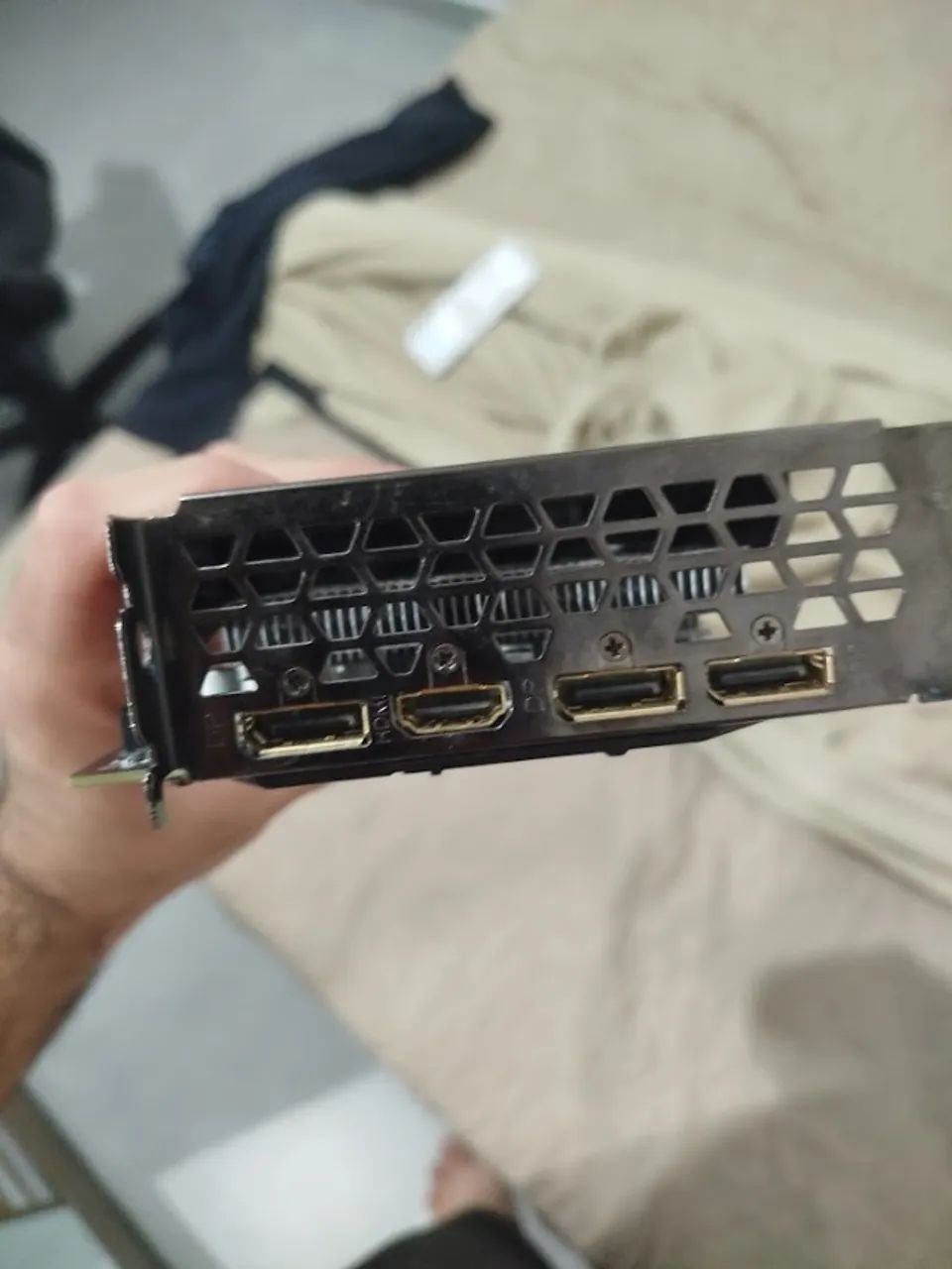 GTX 1660 OC 6GB GIGABYTE - Foto 2