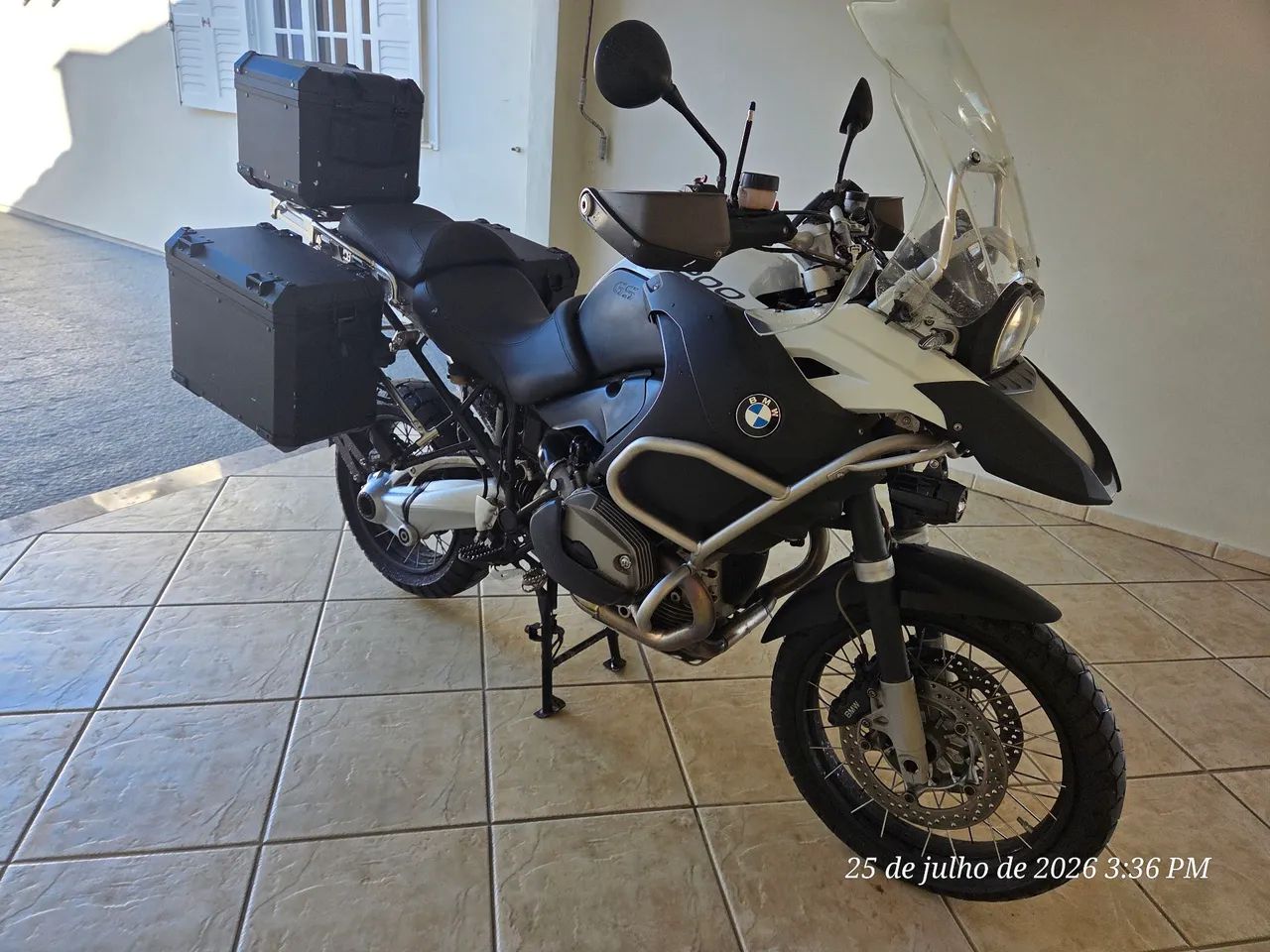 Bmw adventure 2009