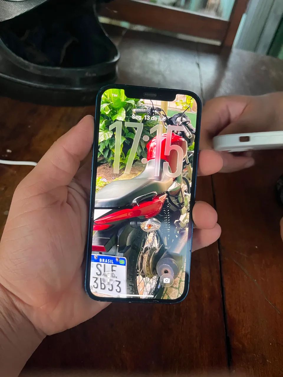 iPhone 12 para trocar + volta para mim