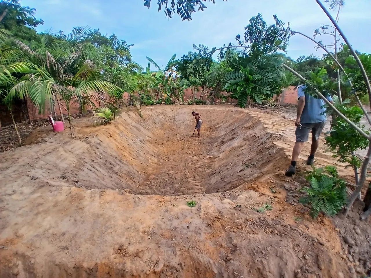 Serviços com retroescavadeira  - Foto 3