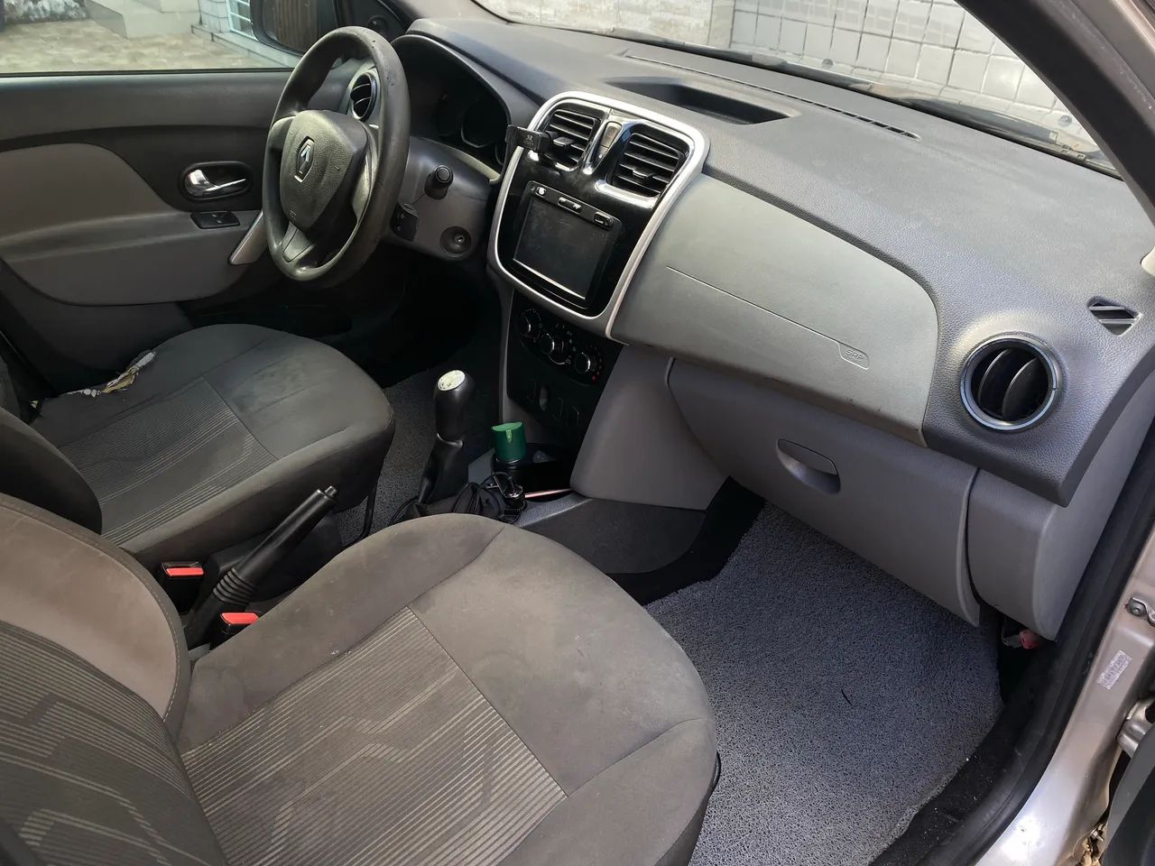 Renault Logan Expression Hi-flex 1.6 8V 4P 2016 - Foto 2