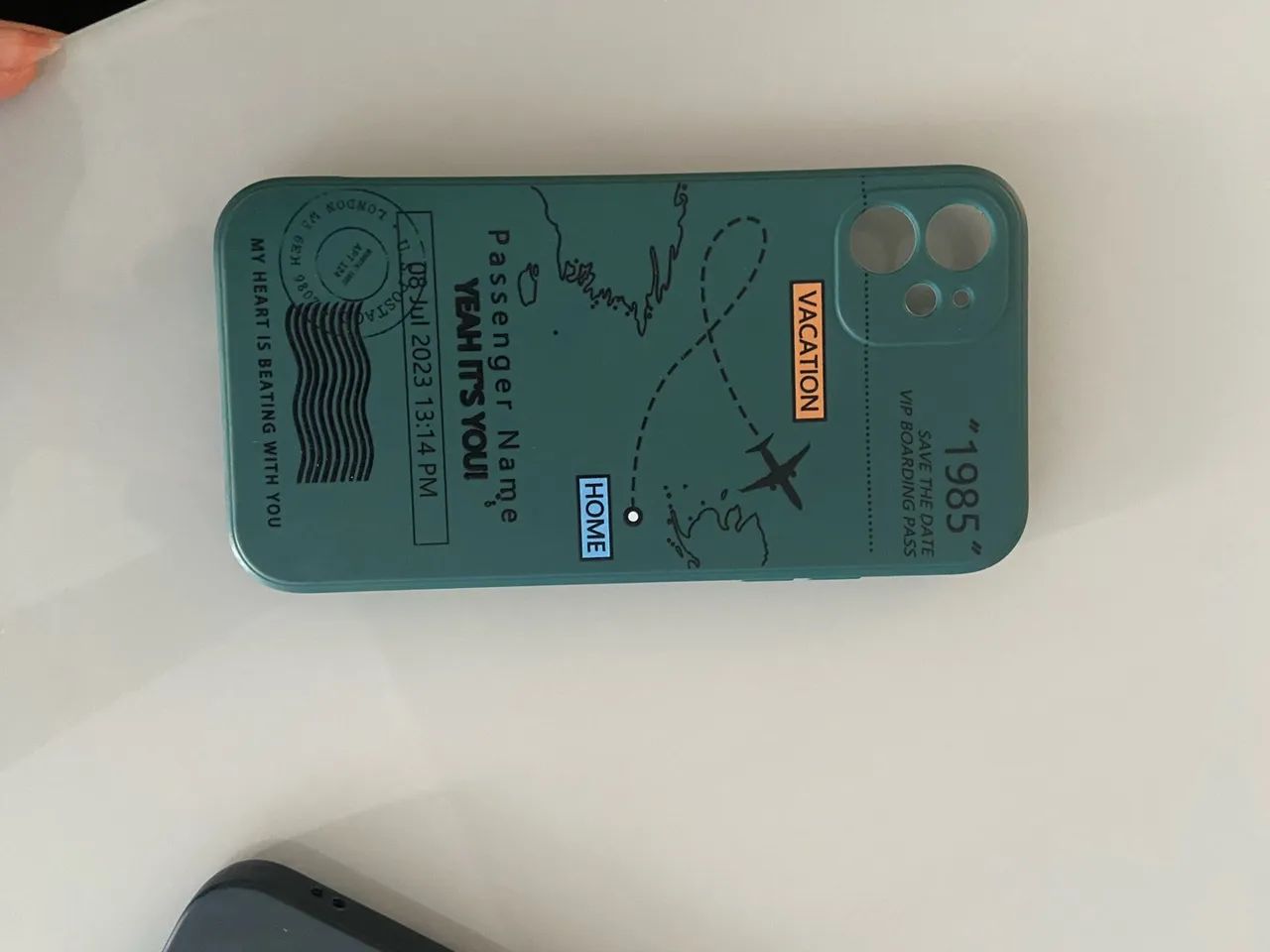 Capinha de viajem para o celular importada