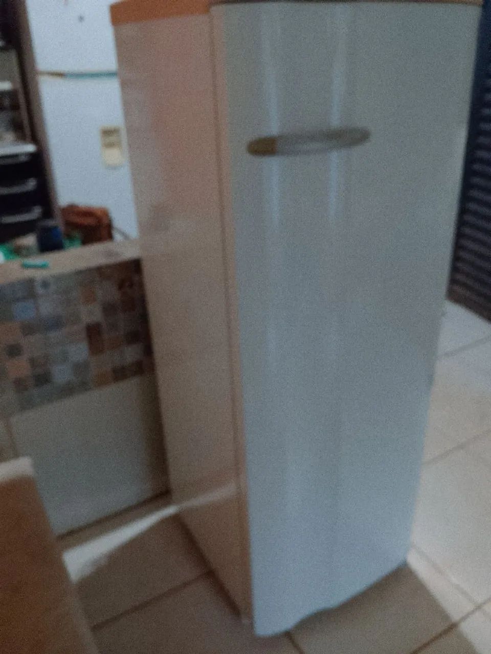 Vendo geladeira funcionando perfeitamente  - Foto 2