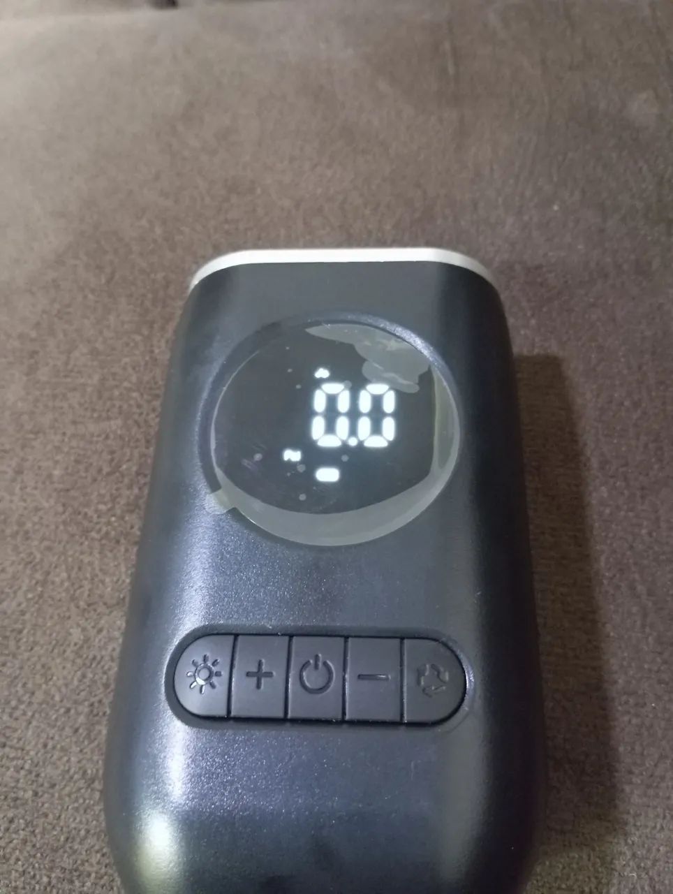 Compressor de ar portátil com design moderno e de alta precisão