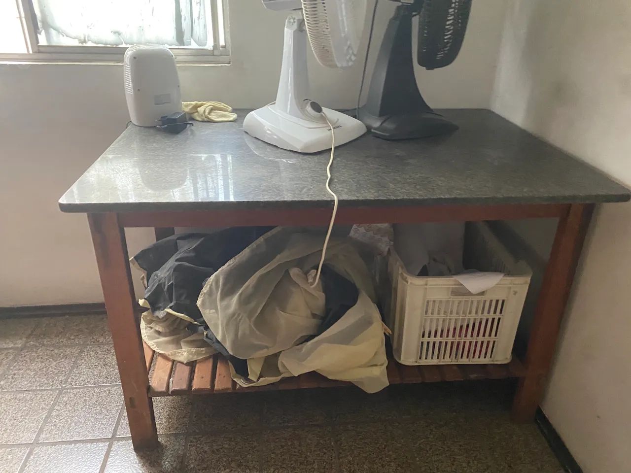 Mesa de mármore 