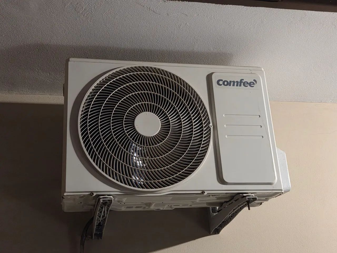 Ar condicionado comfee 12000 btus - Foto 2
