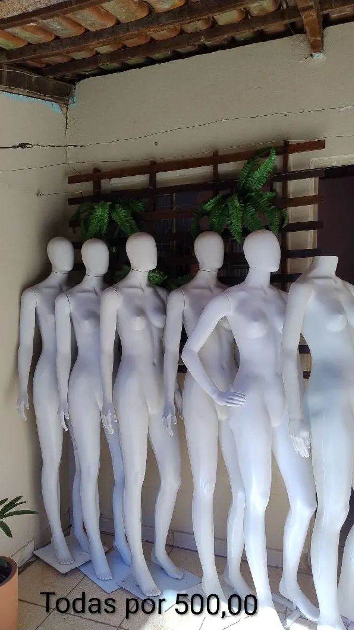 Manequins