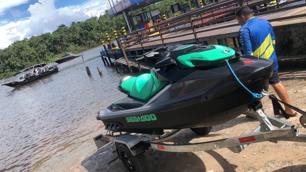 Vende-se Jet Lancha e passeios - Foto 2