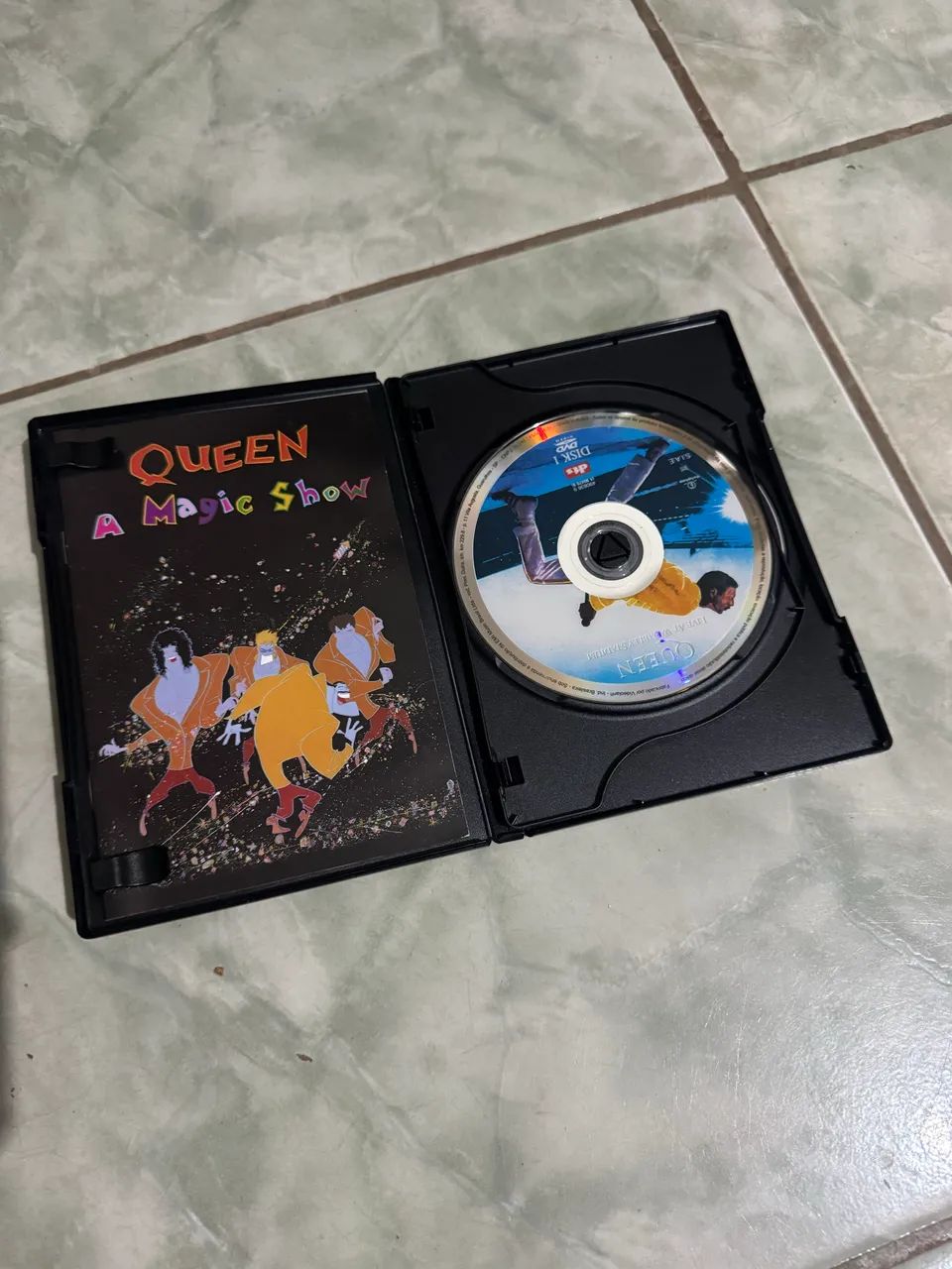 Dvd duplo queen live at wembley stadium  - Foto 2
