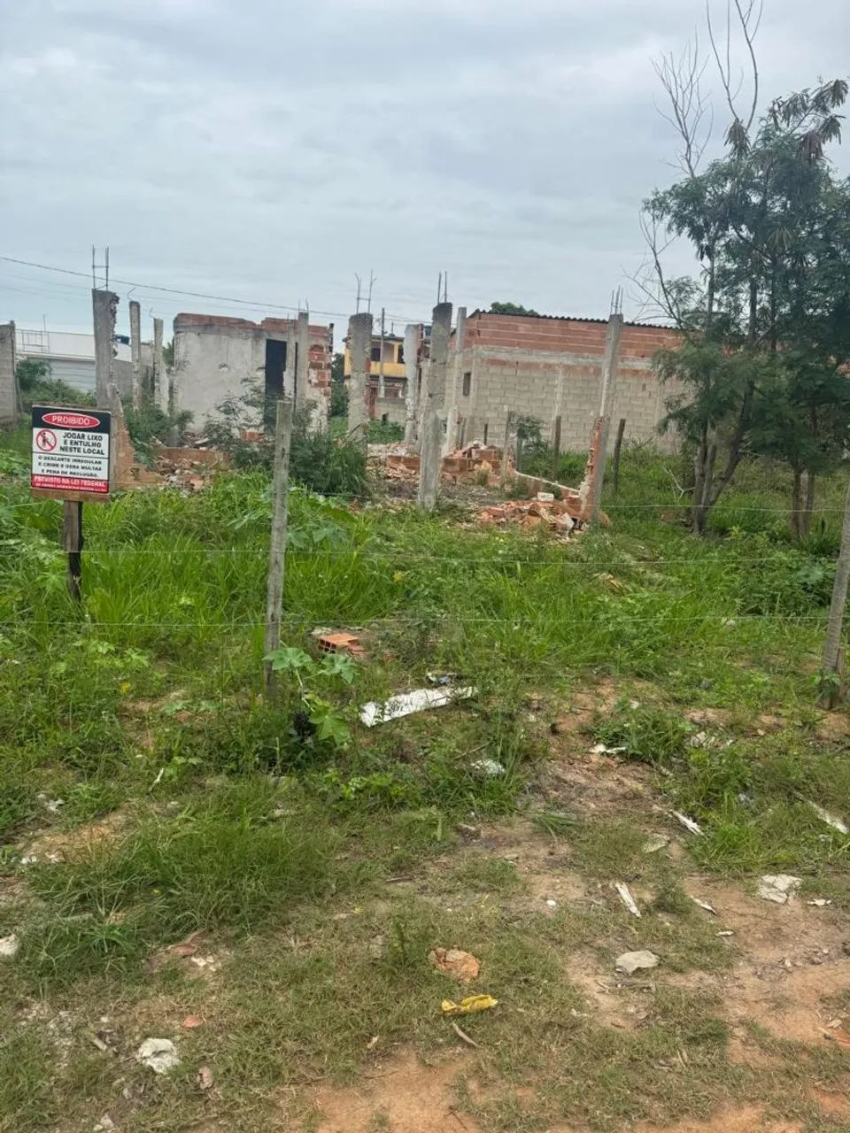 Vende -se terreno com fundação  - Foto 2