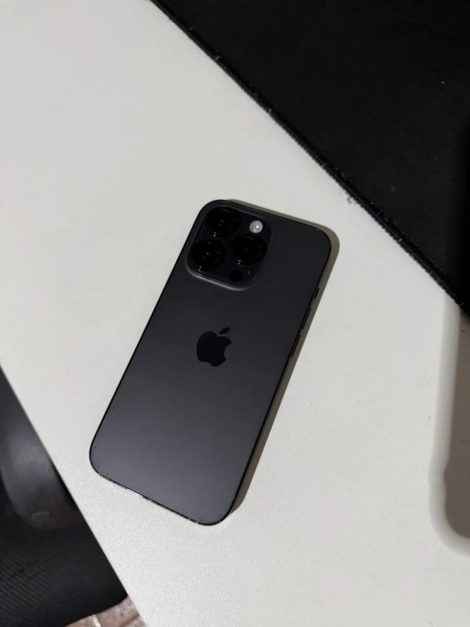 iPhone 14 Pro, impecável 