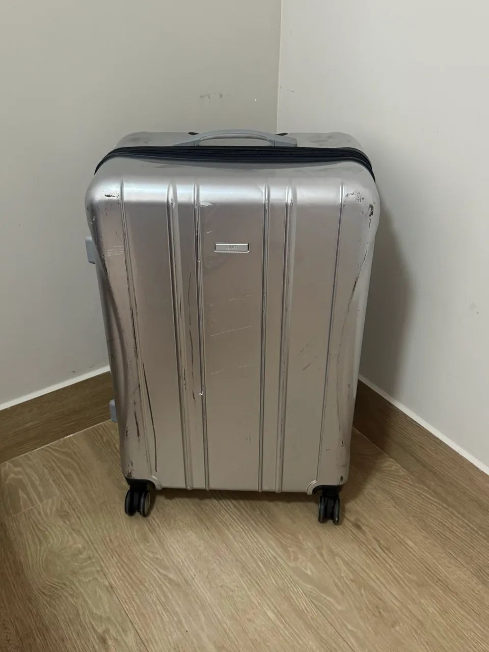 Excelente Mala para viagem  - Foto 4