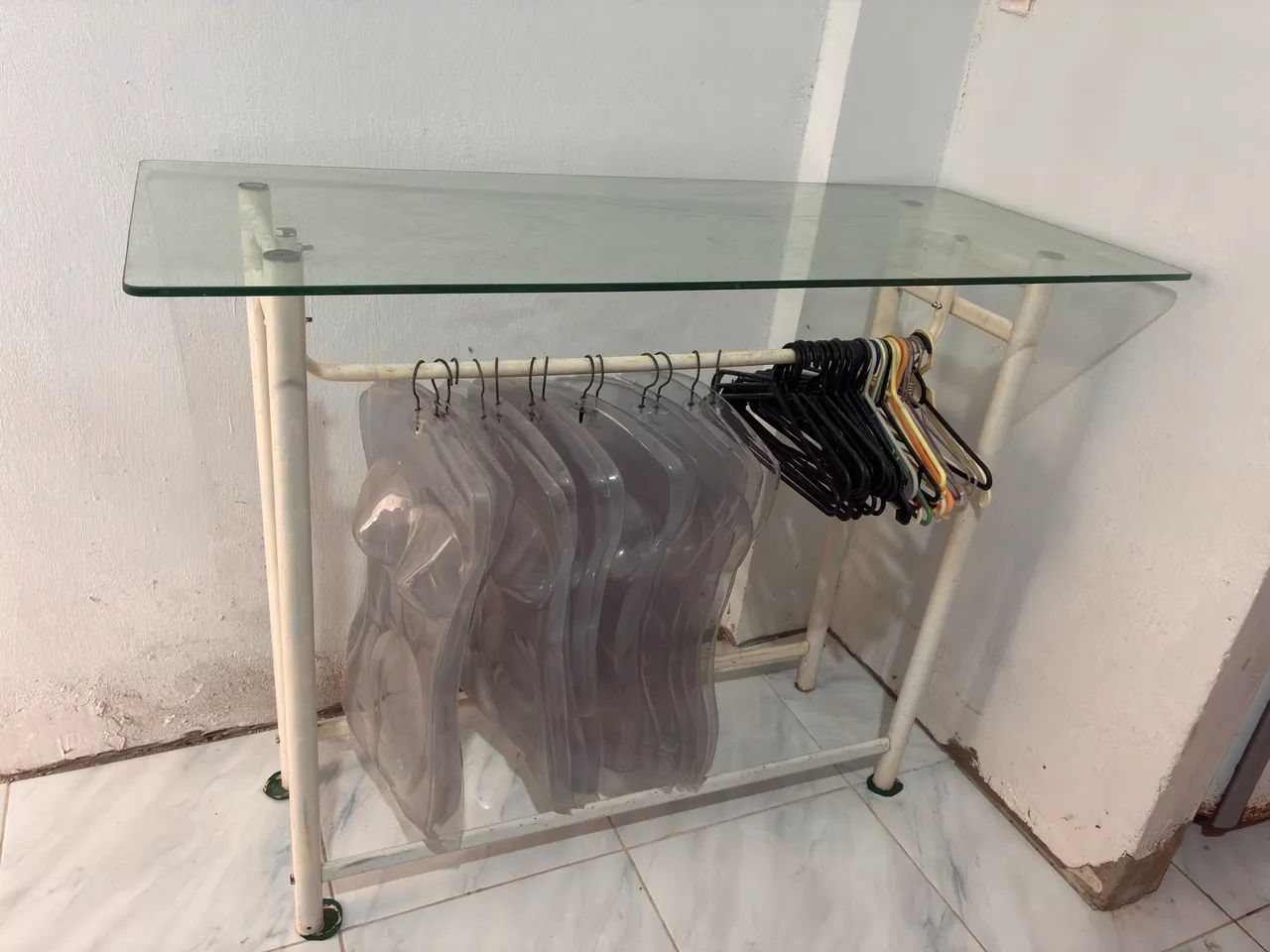 Mesa Arara com Tampo de Vidro - Foto 4