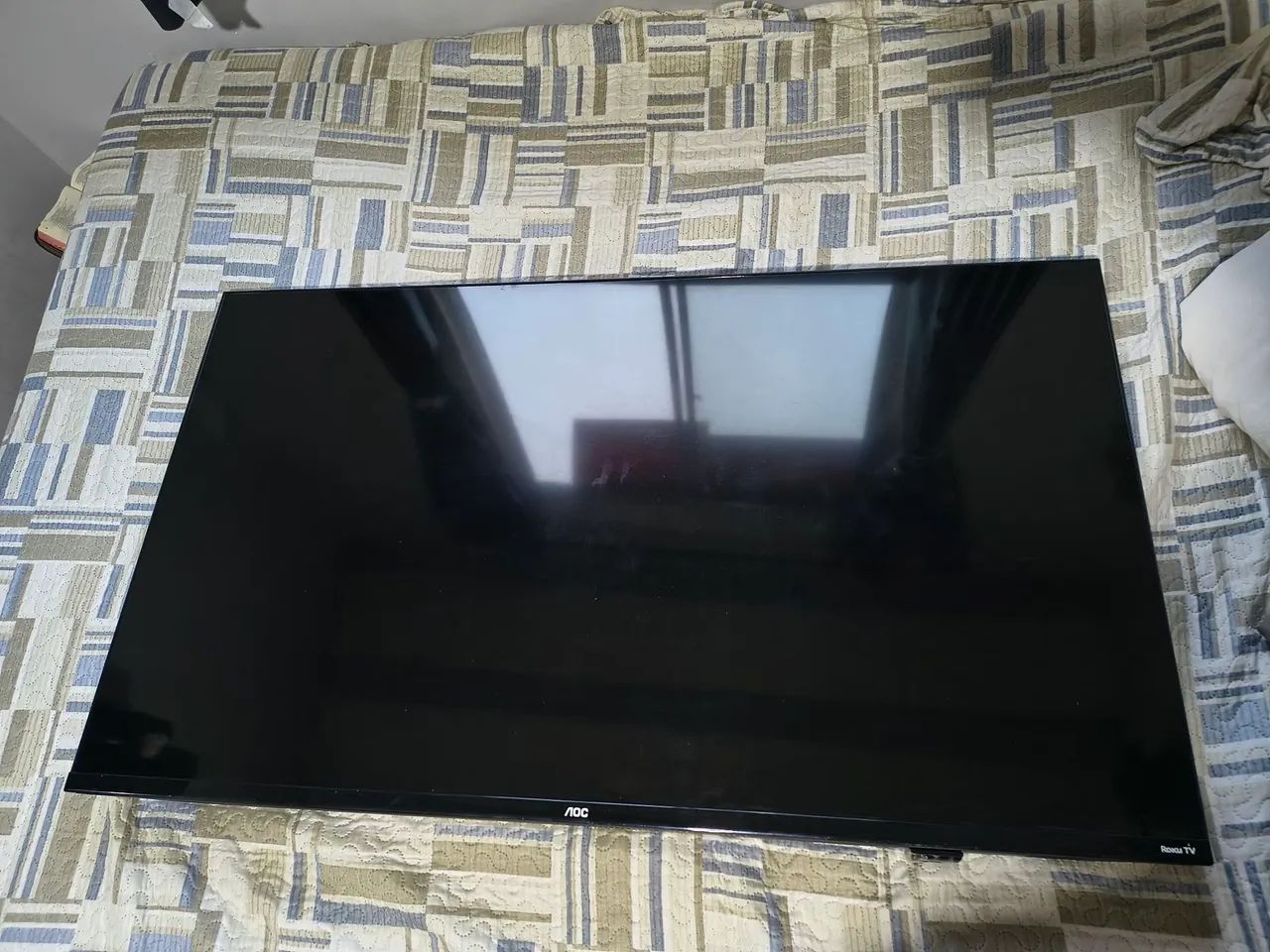 TV AOC Roku 50" COM DEFEITO - Foto 5
