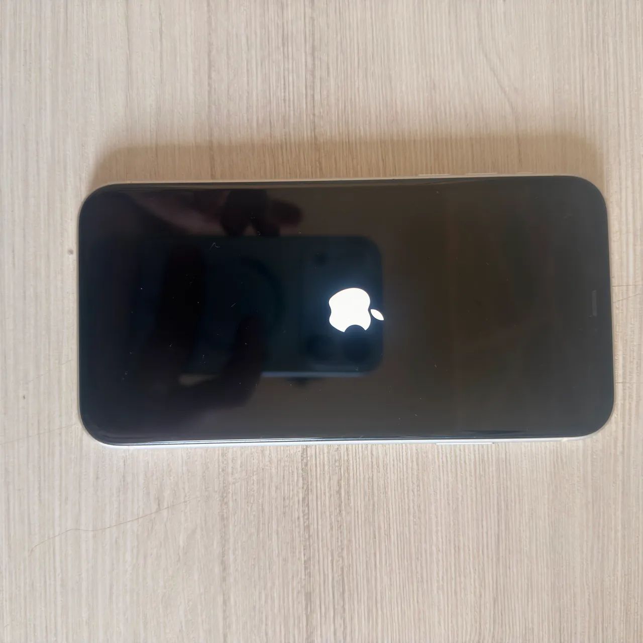 iPhone 11 branco - Foto 2