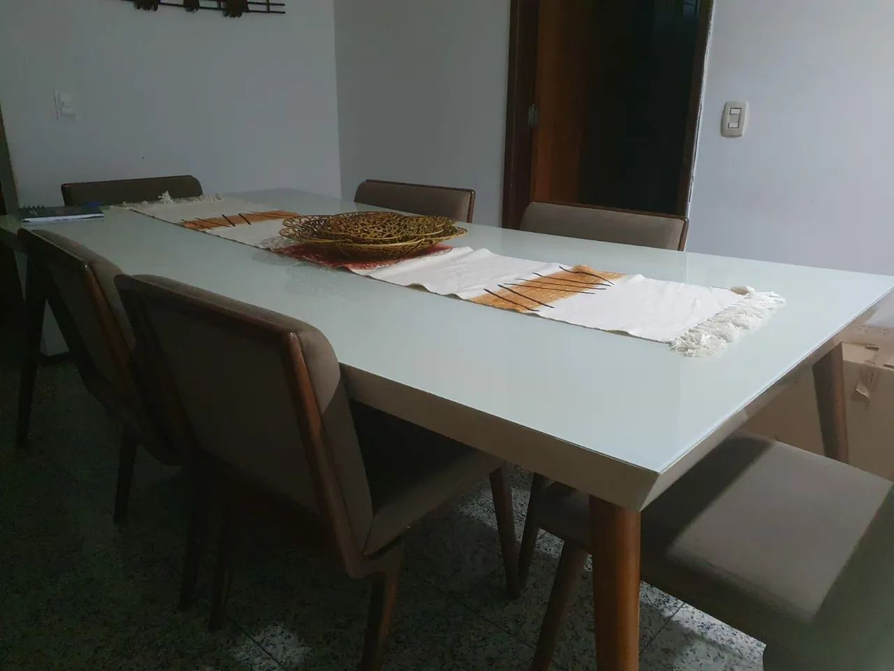 Metade sala com tampo de vidro bisotado  - Foto 3
