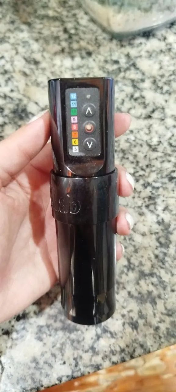 Máquina de tatuagem 