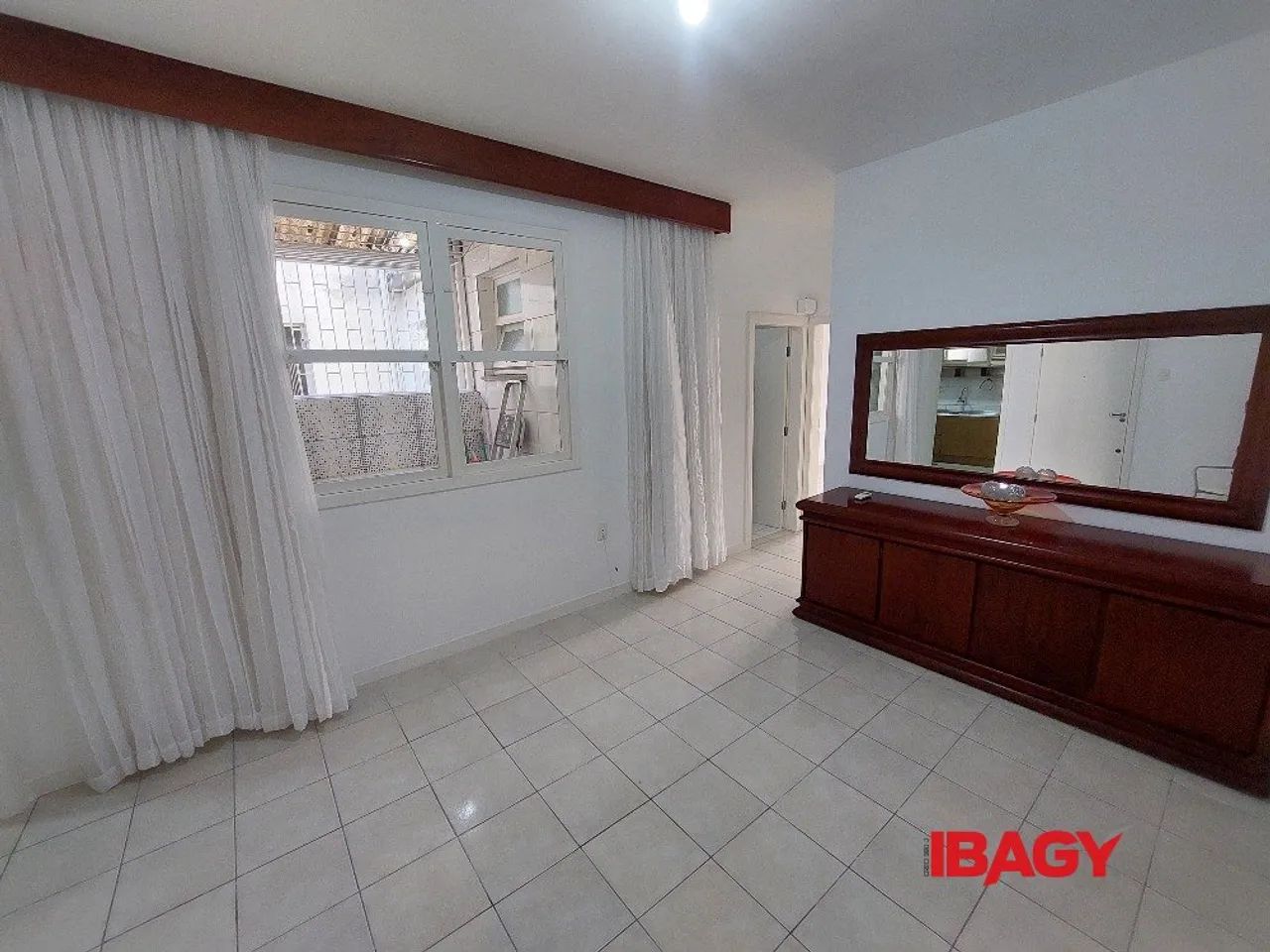 Excelente Apartamento 2 dormitório(s) em Centro - Florianópolis - Foto 3
