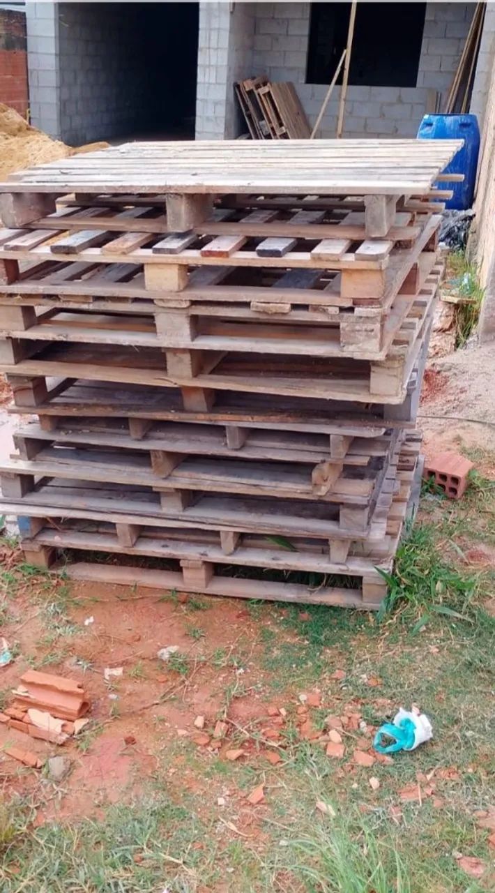 PALLETS