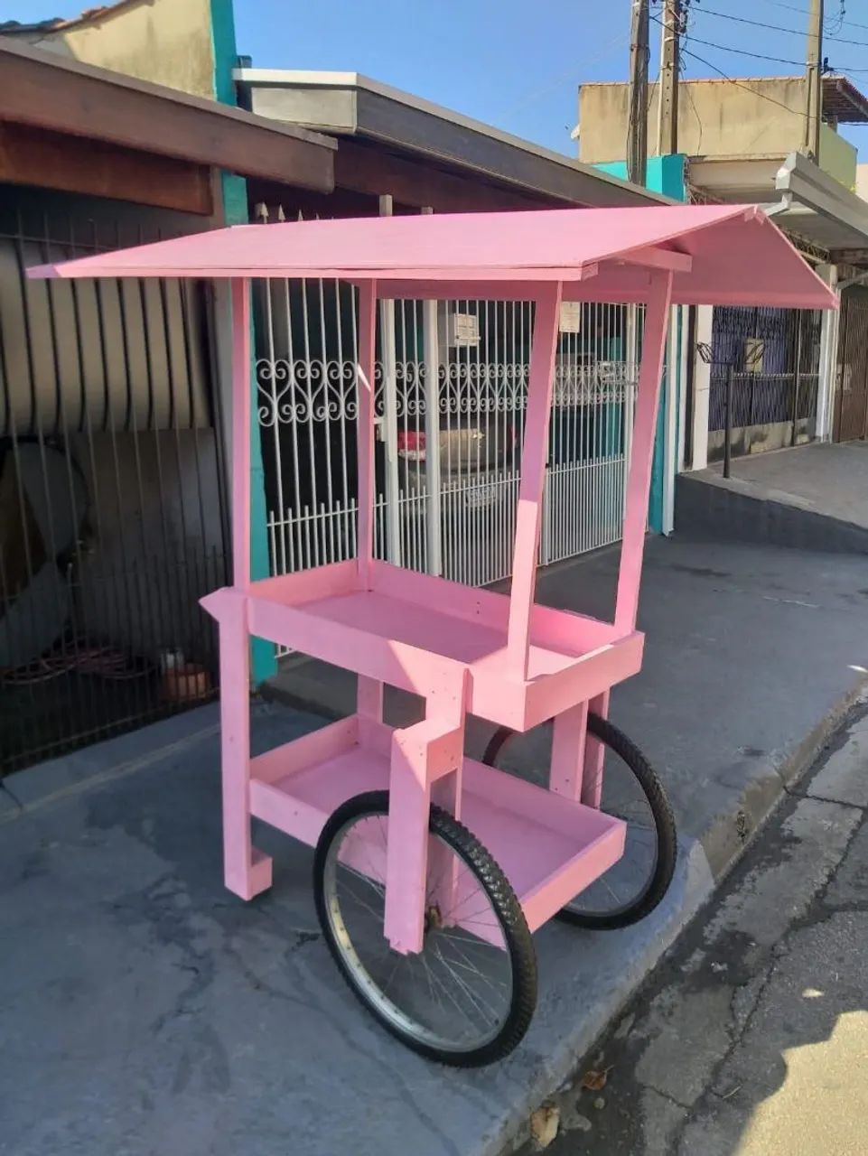 Carrinhos em palete expositor 