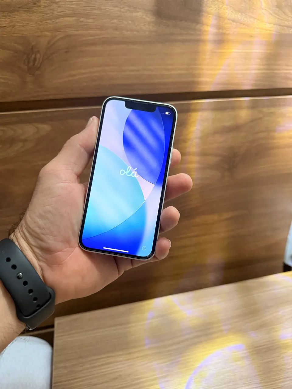 iPhone 13 mini, super conservado, com cabo e caixinha. - Foto 3