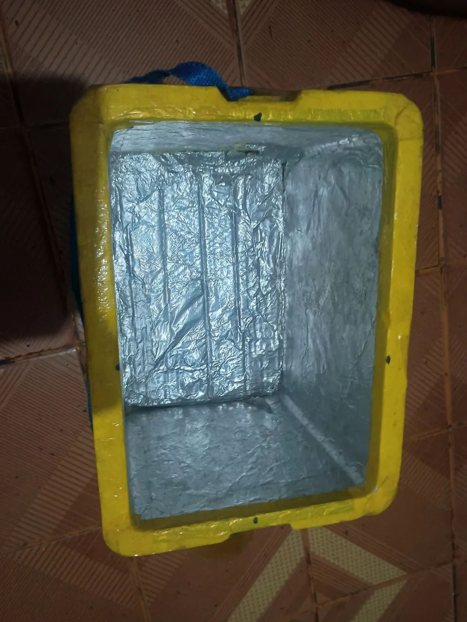 Caixar de isopor 9 litros  - Foto 2