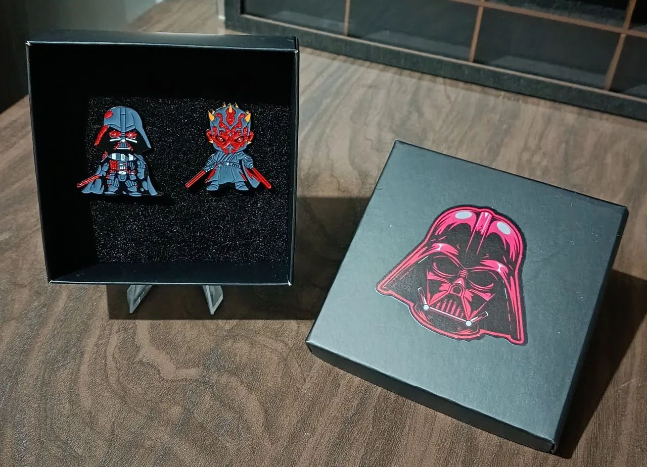 Pins Star Wars - Darth Vader e Darth Maul 