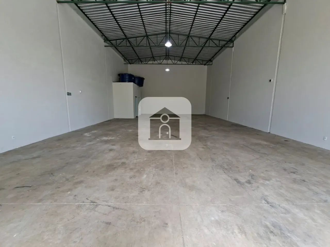 Galpão para locação no bairro Santa Rosa