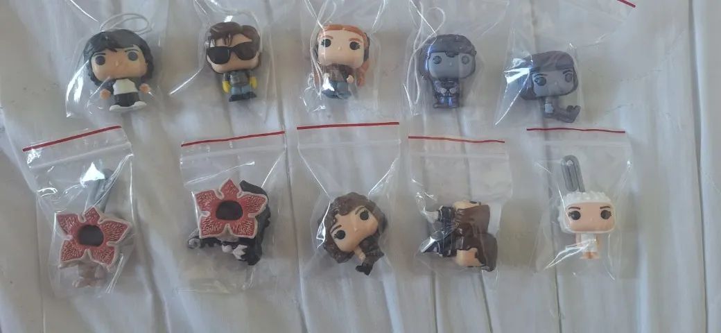 Stranger Things kinder joy (Europa) completo - Foto 5