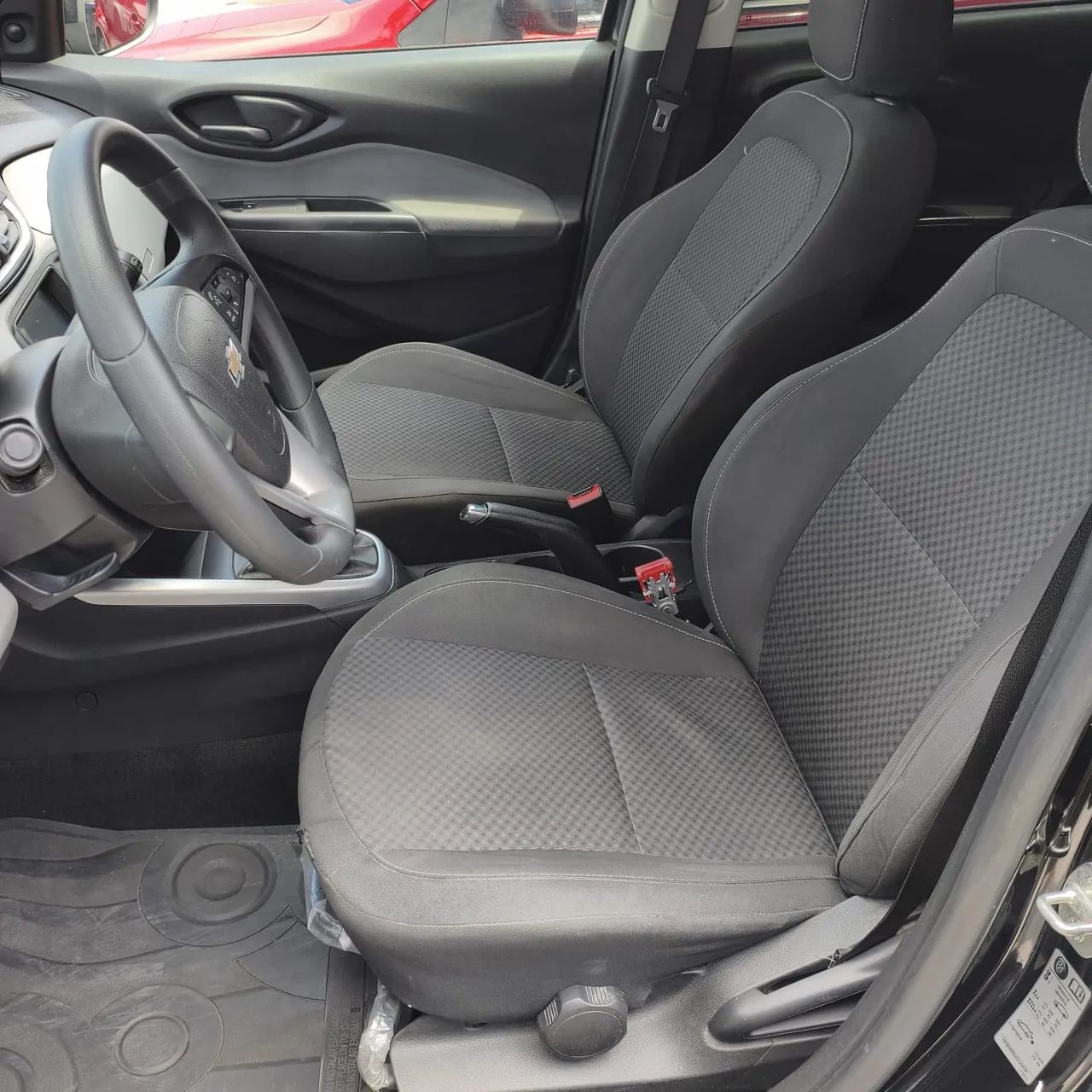 Chevrolet Onix Hatch LT 1.4 8V Flex Power Aut. 4P, foto 6 de 11