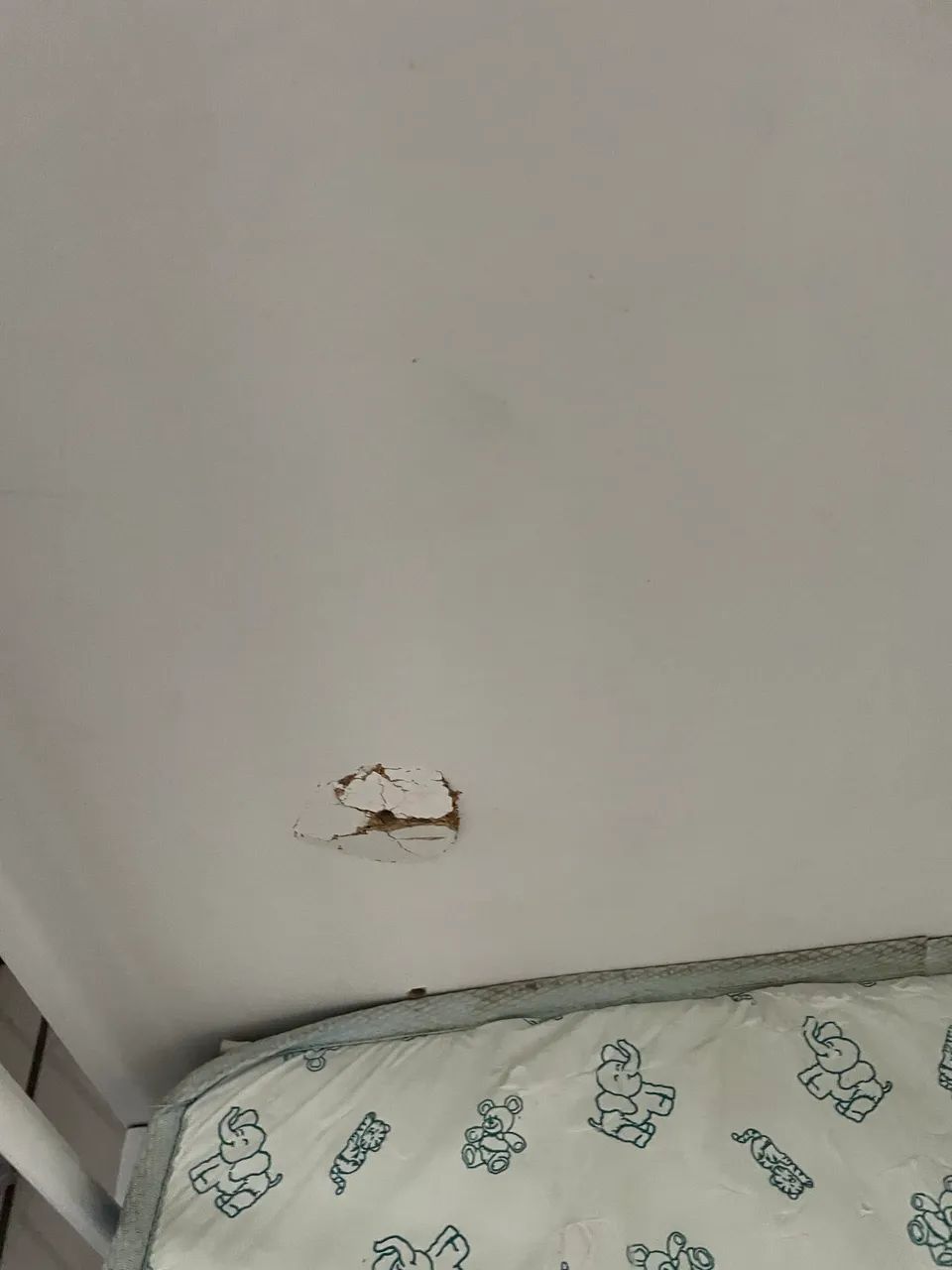Berço com colchão  - Foto 3