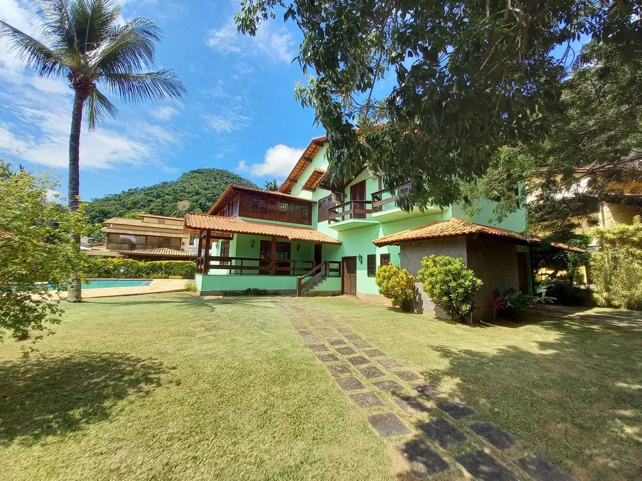 Casa condomínio em Itacoatiara - Niteroi