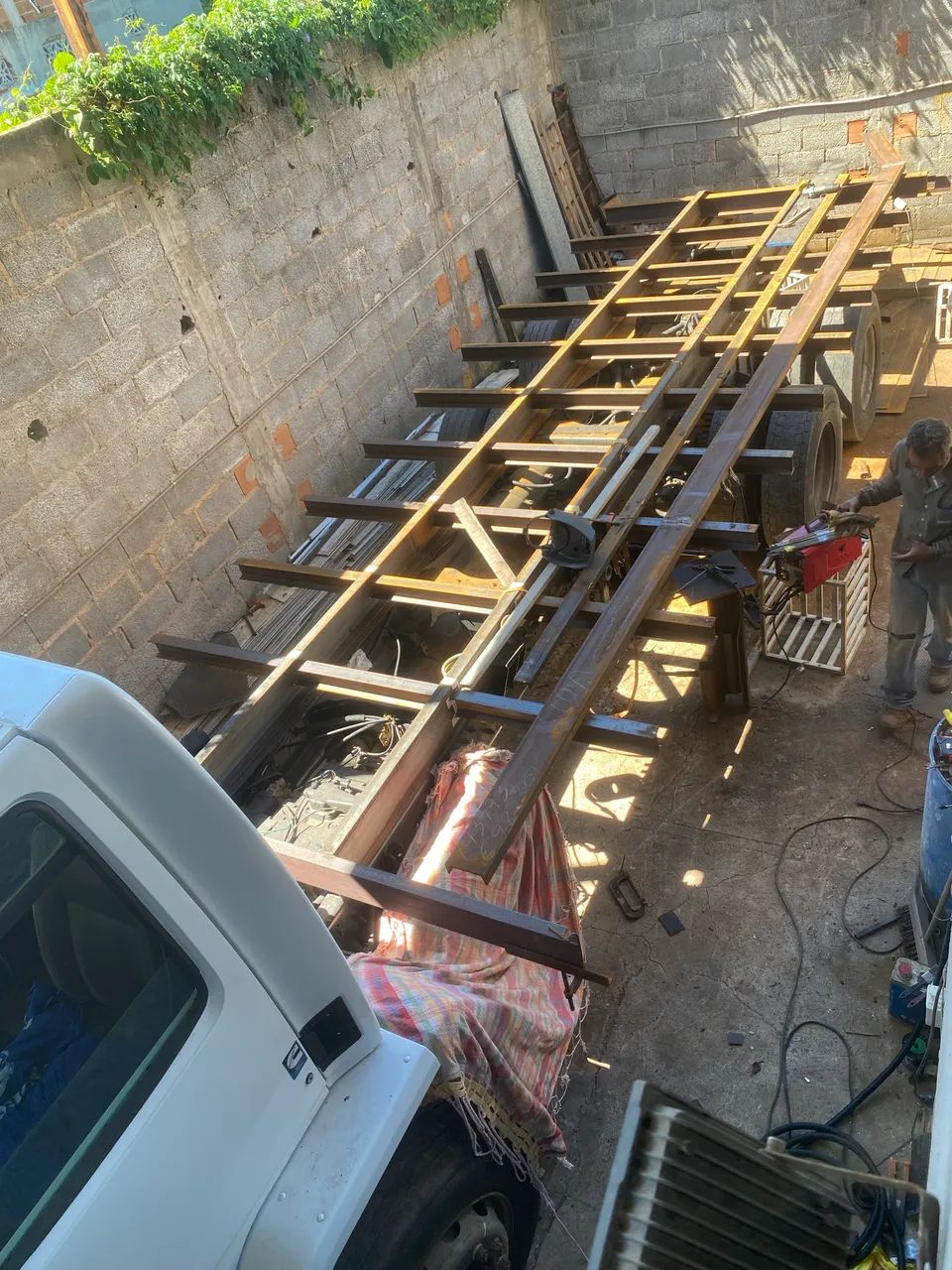 Escavadeira Disponível para locação ! - Foto 4