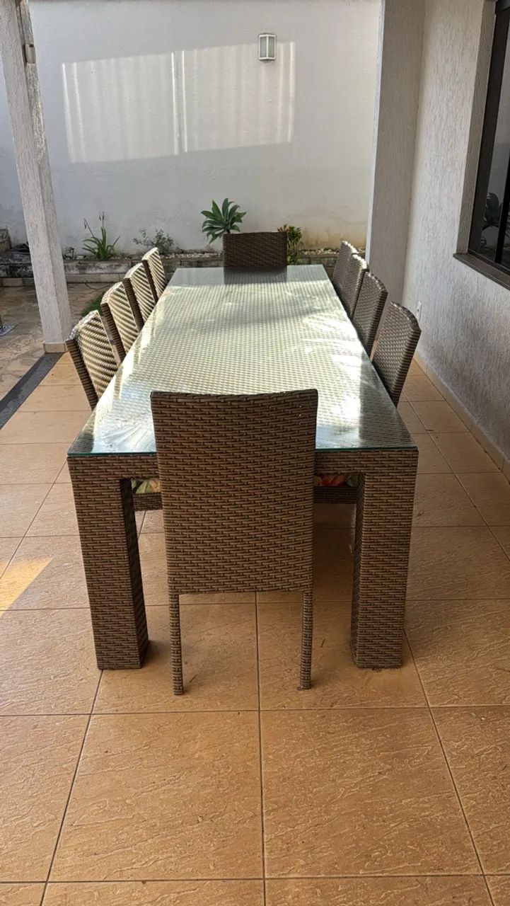 Mesa de fibra com 10 cadeiras  - Foto 3