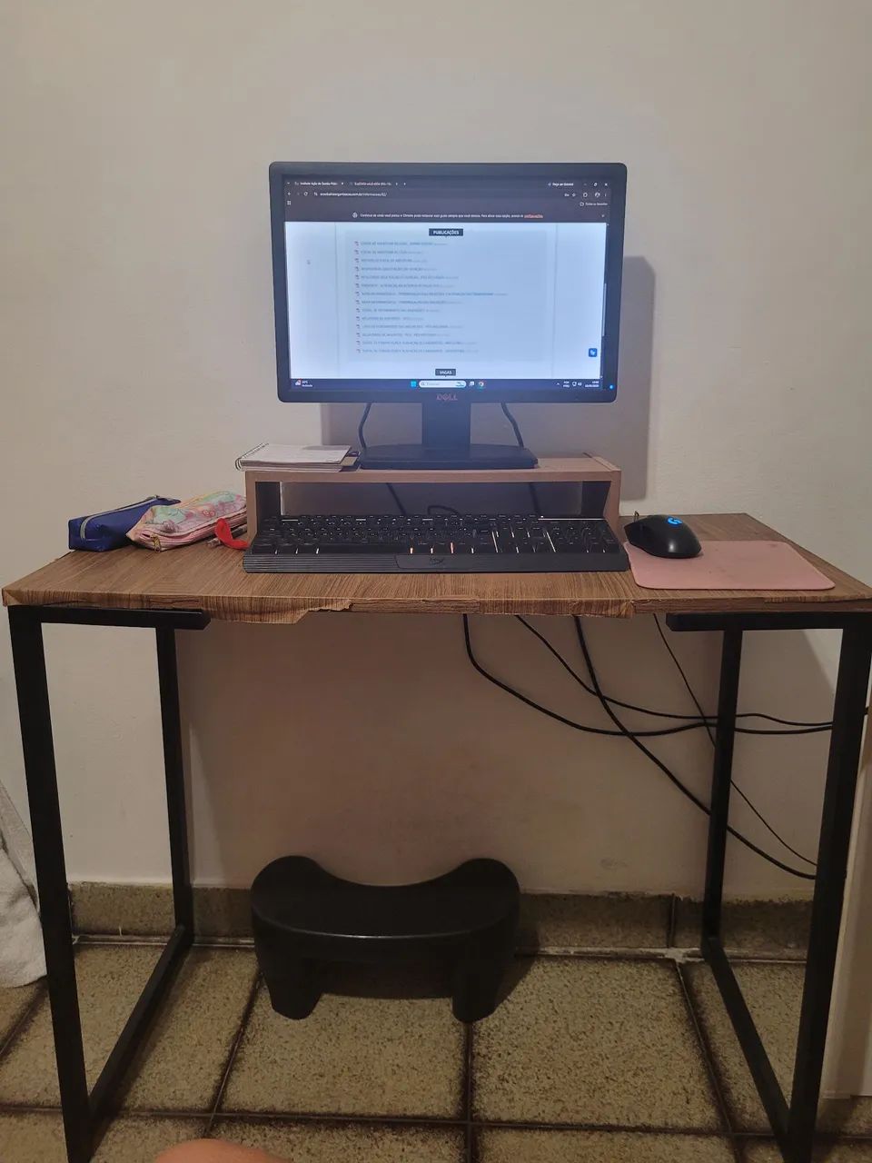 Vendo mesa de escritório em ótimo estado