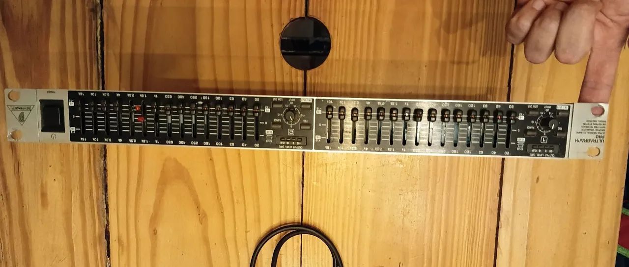 Equalizador behringer  - Foto 2