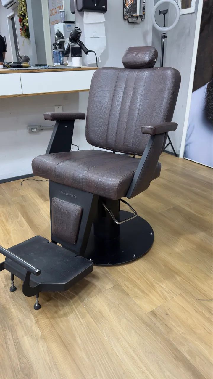 Poltrona Barbeiro Van de velde  - Foto 2