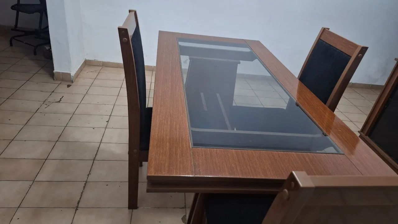 Buffet,  espelho e mesa com 3 cadeiras  - Foto 2