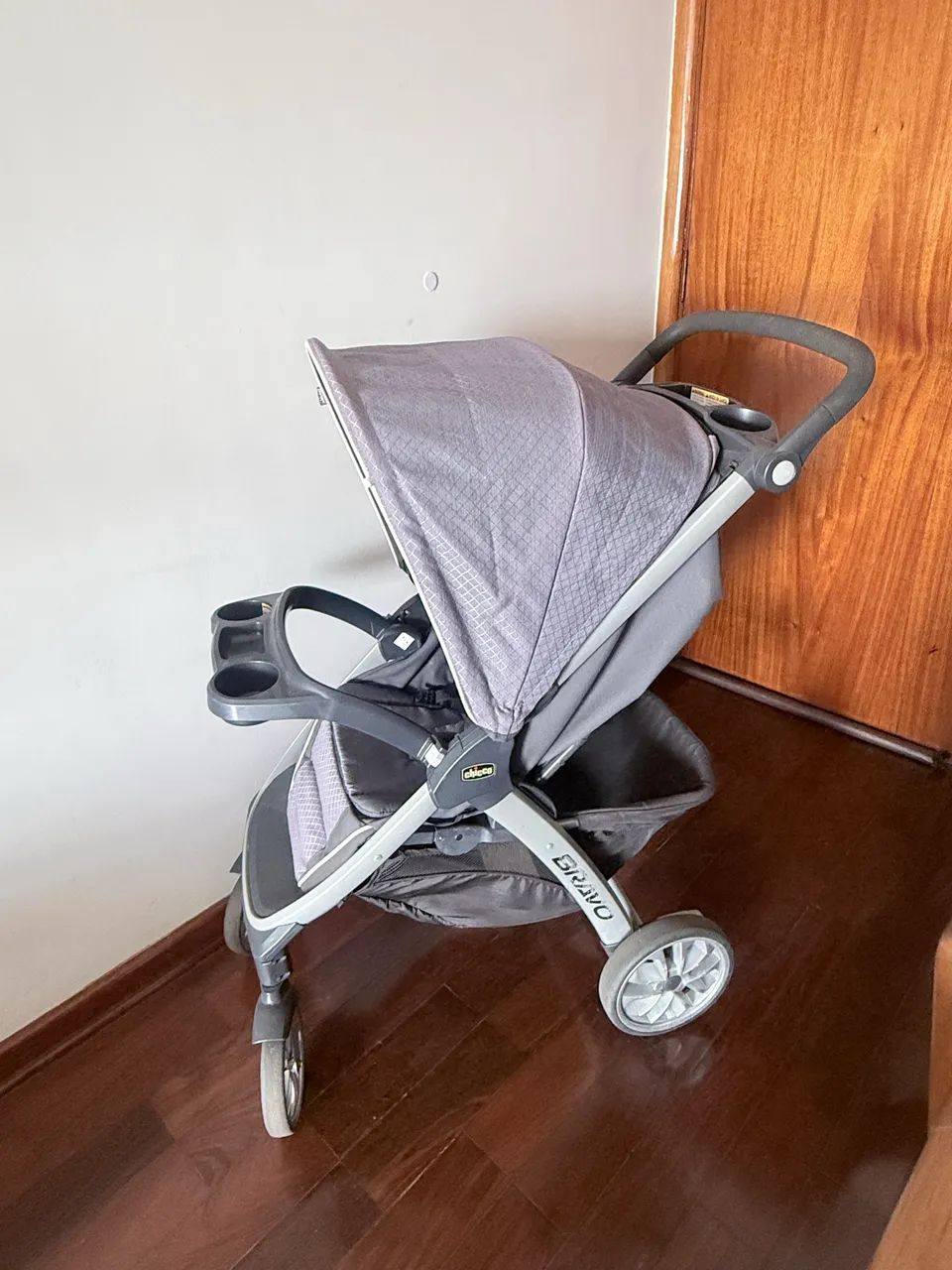 Carrinho de bebê Chicco Bravo  - Foto 3