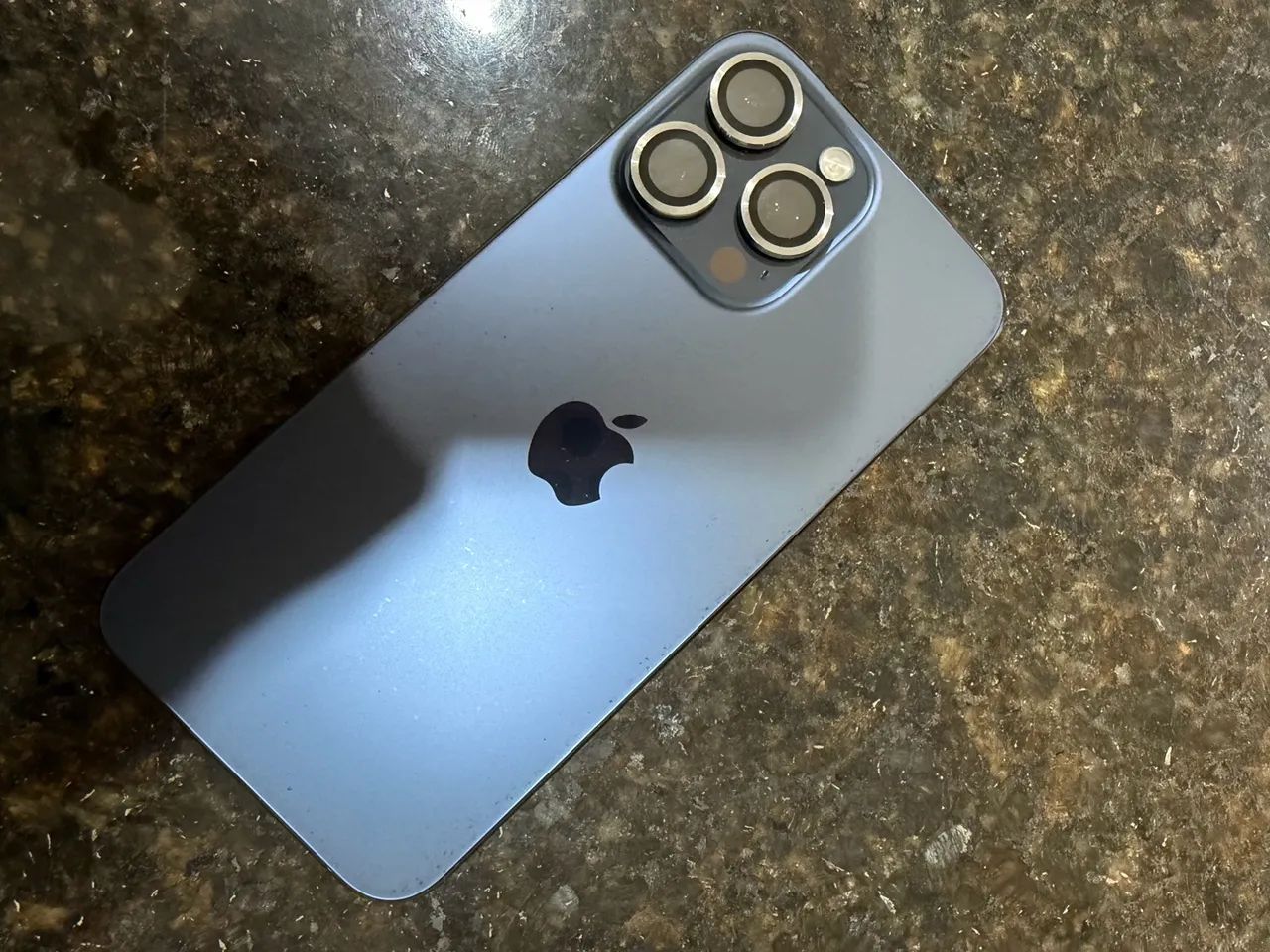 Vendo IPhone 15 Pro Max 512GB