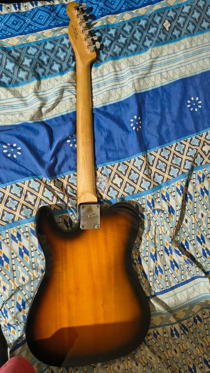 Guitarra Telecaster squier com capitador malagoli e Push Pull - Foto 4