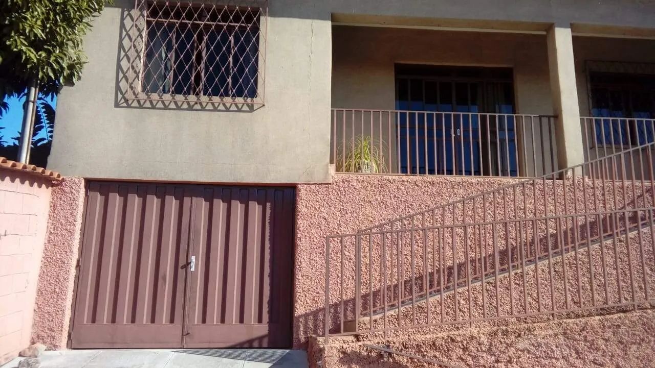 CASA 03 QUARTOS NO INCONFIDENTES!