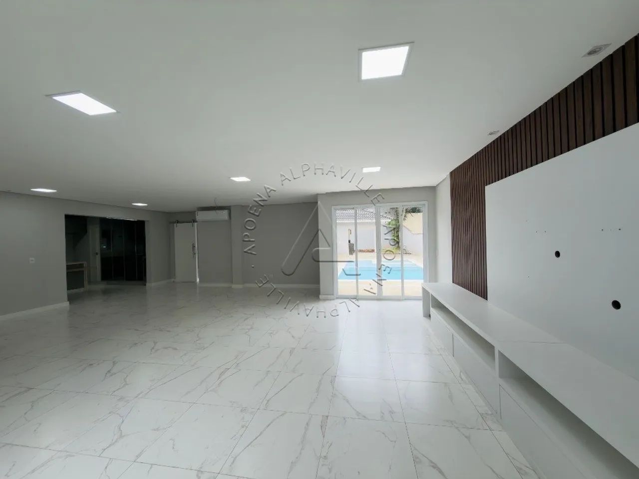 CASA TERREA A VENDA COM 3 SUÍTES NO TAMBORÉ - Foto 3