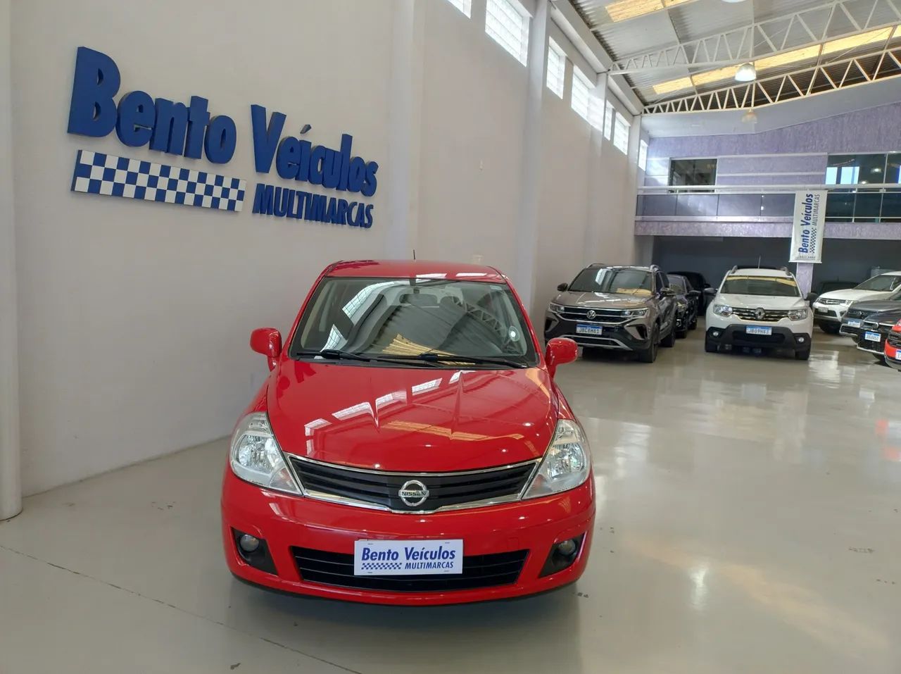 Nissan Tiida 2012