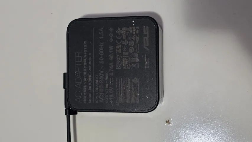 Fonte Asus ADP-90YD