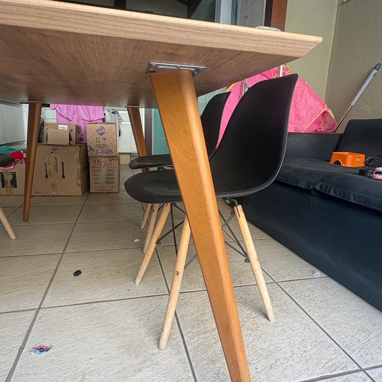 Mesa de Jantar + 4 Cadeiras Estilo Eames - R$ 750 - Foto 4