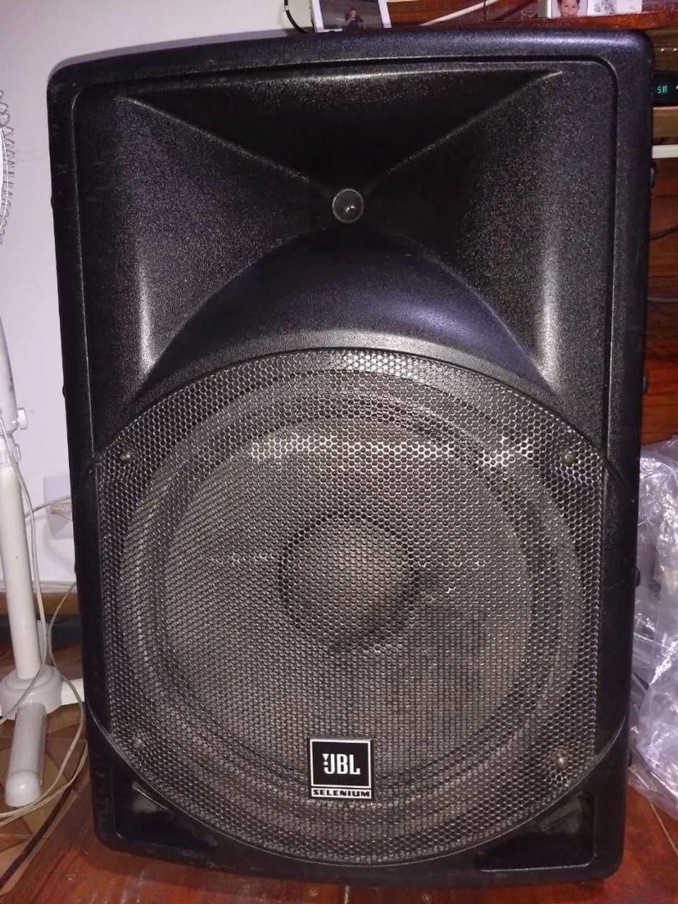 Som 2 caixas JBL Ativas 1503 A  - Foto 2