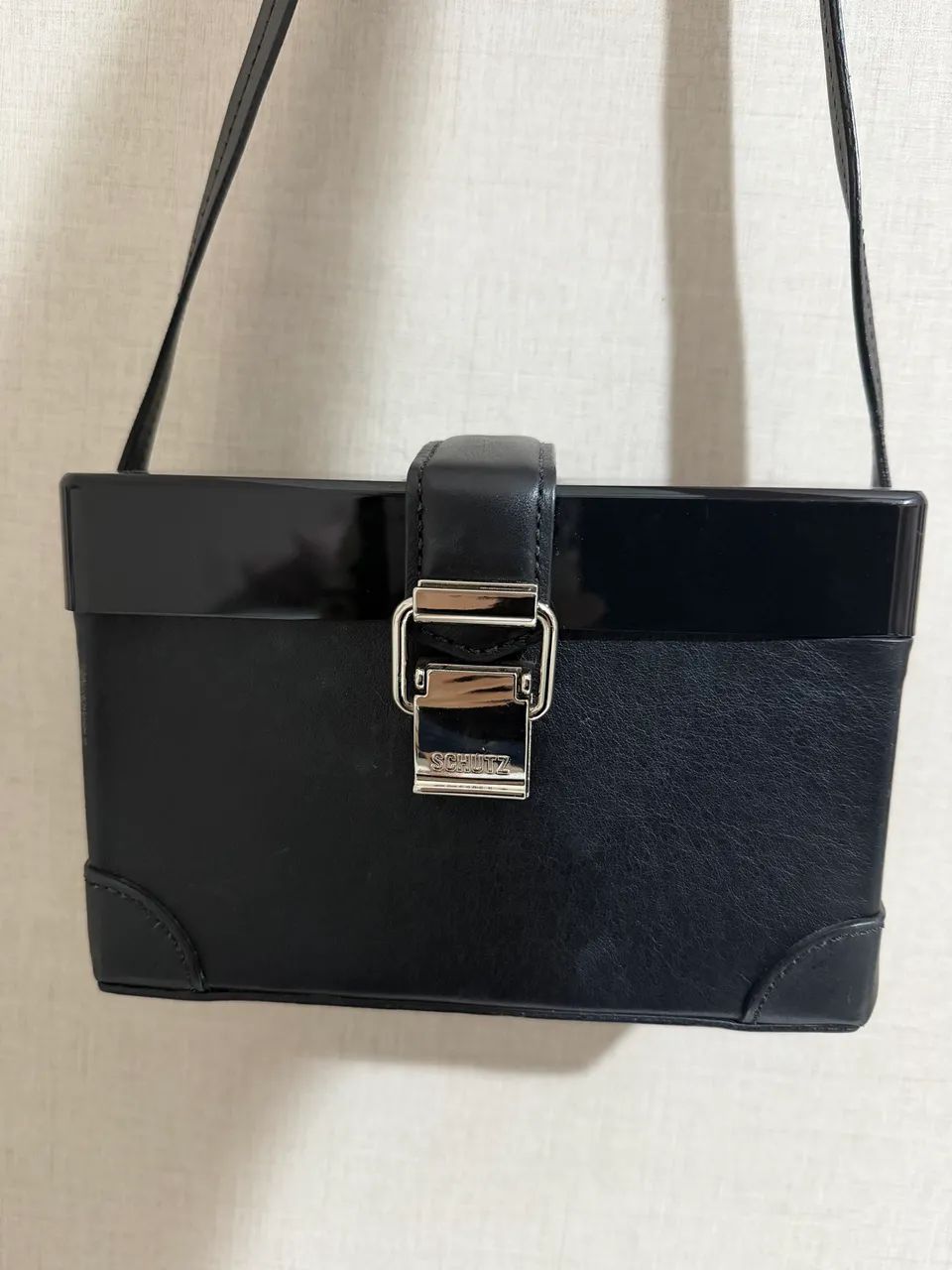 Bolsa Schutz baú em couro  - Foto 2