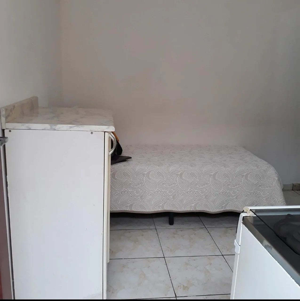 QUARTO MOBILIADO NO ITAIM PAULISTA 