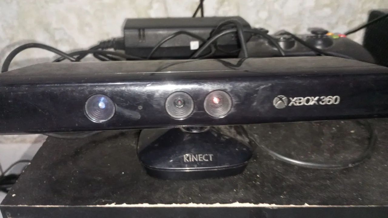 Xbox 360 superslim com desbloqueio RGH e HD de 1 tera - Foto 3